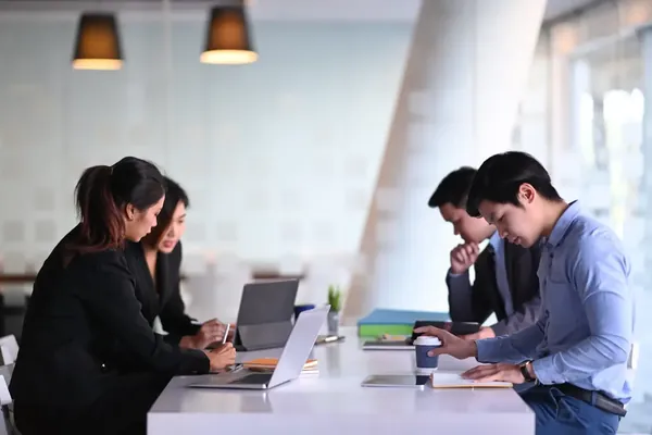 Overcoming Time Constraints in Architectural Projects through Strategic Outsourcing